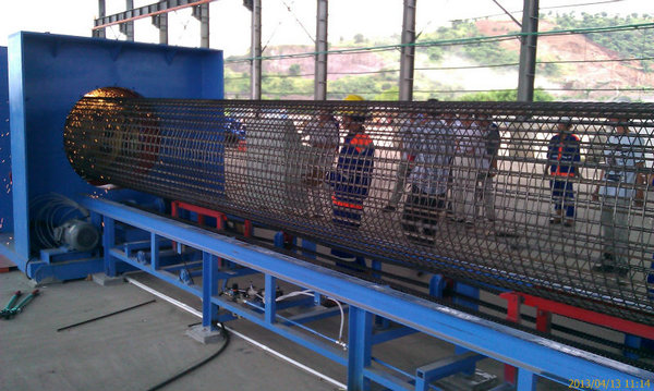 Concrete Spun Pile Wire Cage Welding Machine