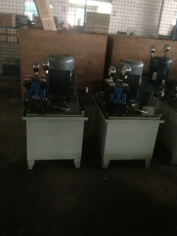 Tension Jack Machine With Oil Pump manufacture