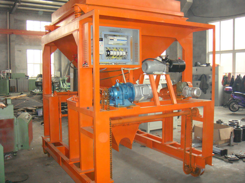 Concrete Pile Feeding Machine price