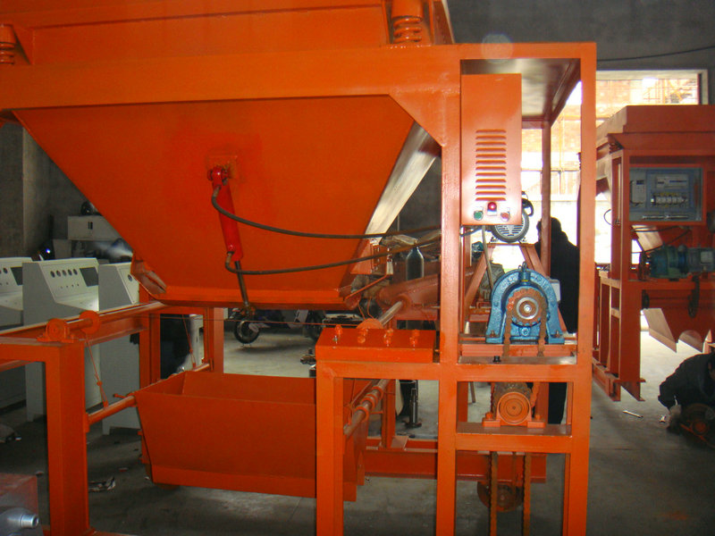 price of Concrete Pile Feeding Machine